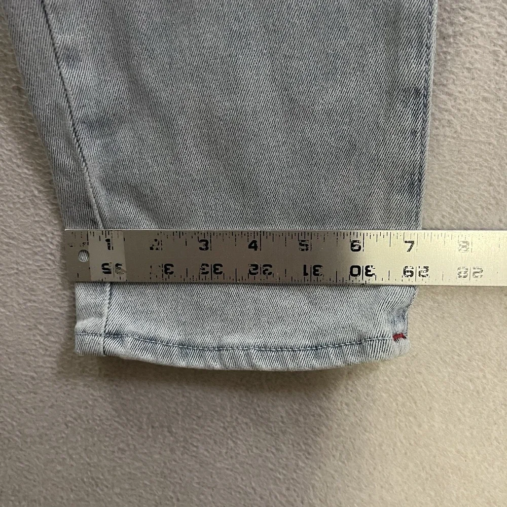 True Religion Geno Relaxed Slim Jeans Men's Size 32x31 Blue Denim Light Wash